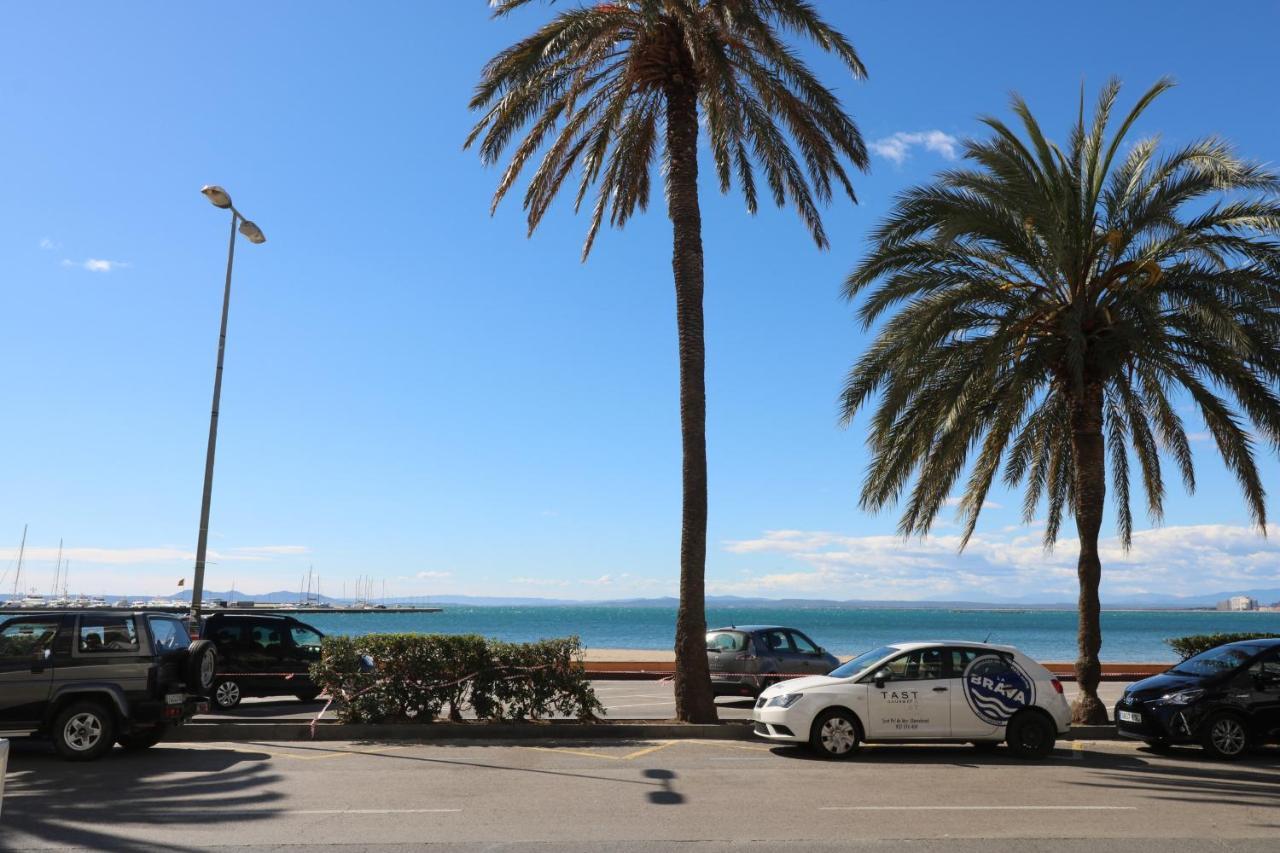 Rhode Vista Al Mar Apartment Росес Екстериор снимка