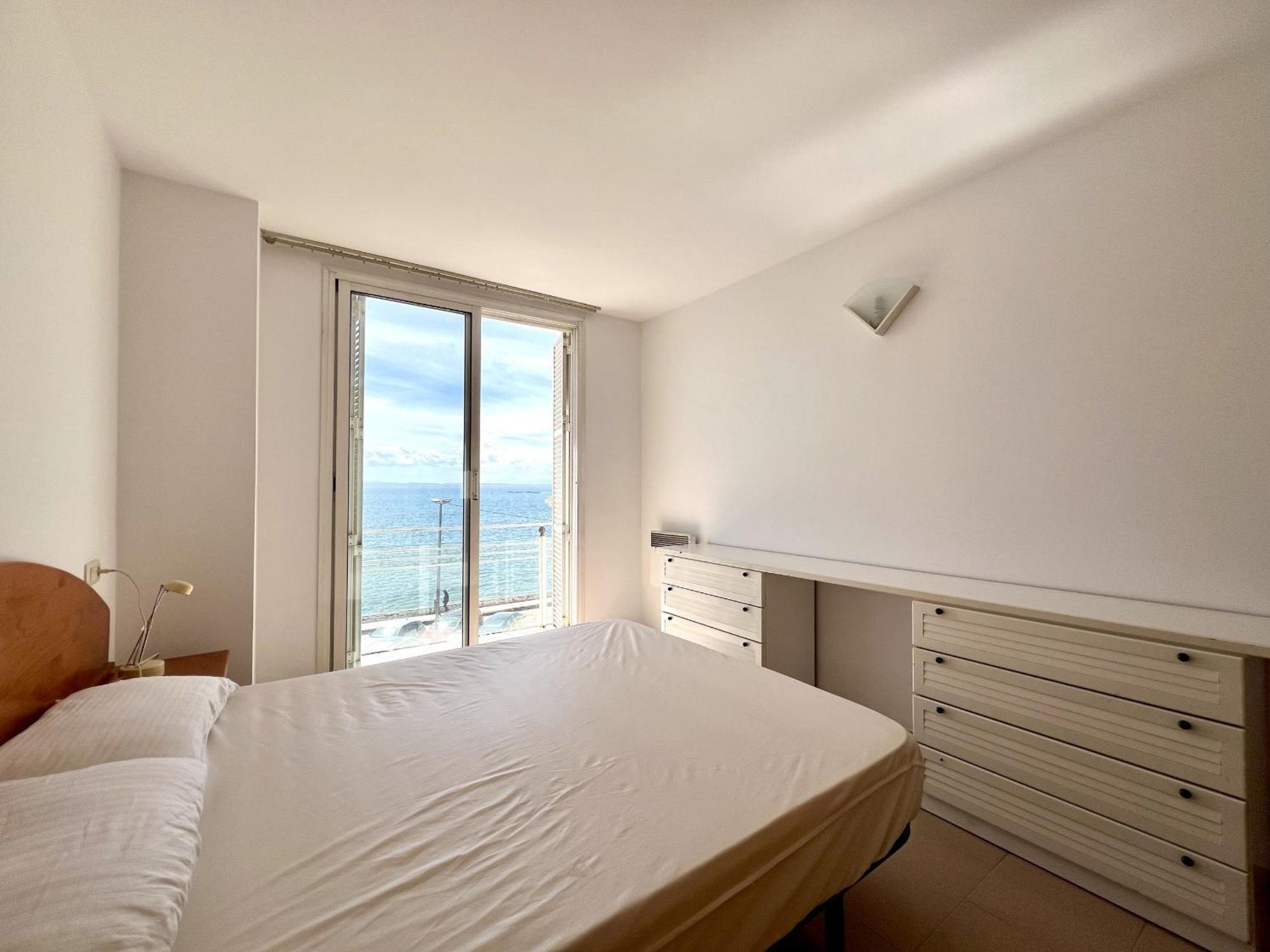 Rhode Vista Al Mar Apartment Росес Екстериор снимка